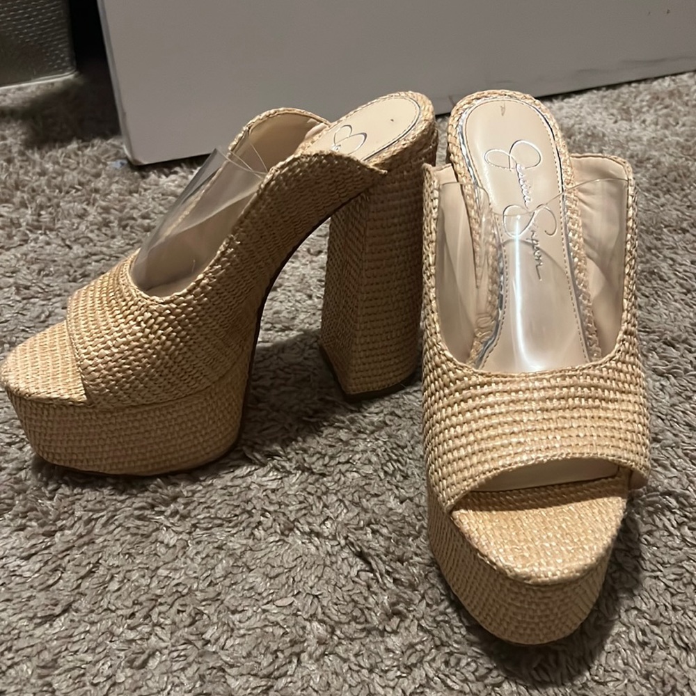 Jessica Simpson Platform heels